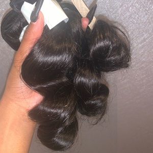 BRAZILIAN LOOSEWAVE HAIR BUNDLES 8,10,12